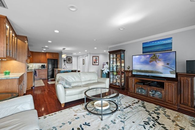 150 Lynnway 406, Lynn, MA 01902