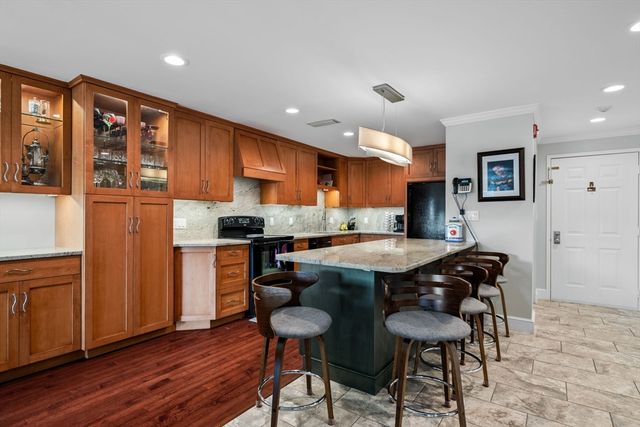 150 Lynnway 406, Lynn, MA 01902