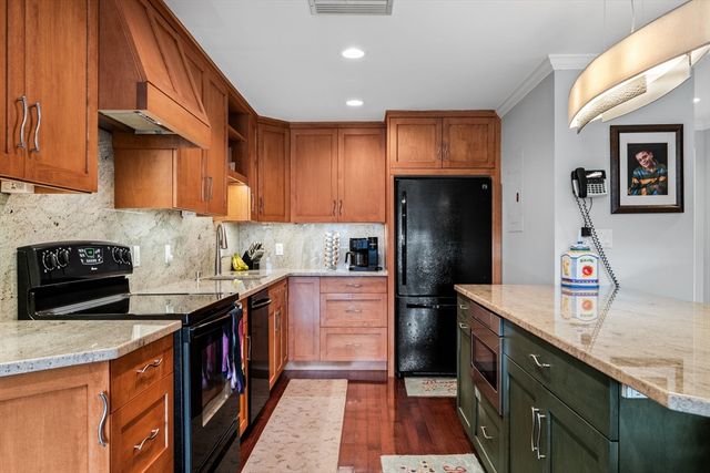 150 Lynnway 406, Lynn, MA 01902