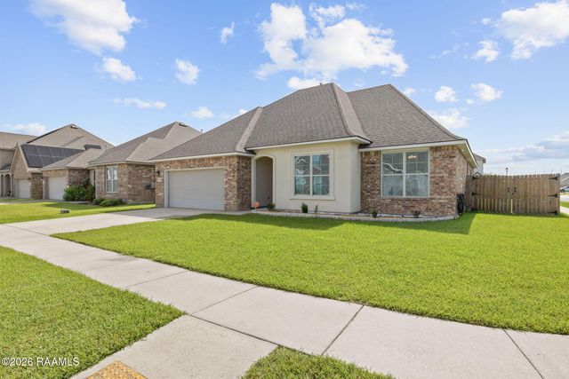 100 Marais Avenue, Youngsville, LA 70592