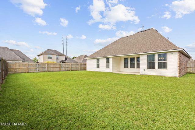 100 Marais Avenue, Youngsville, LA 70592