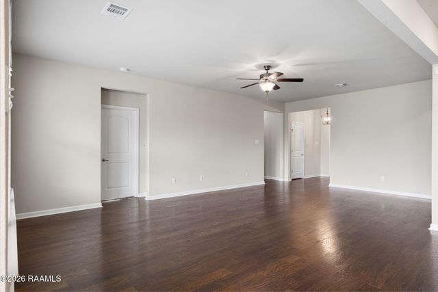 100 Marais Avenue, Youngsville, LA 70592