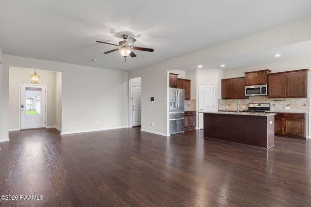 100 Marais Avenue, Youngsville, LA 70592