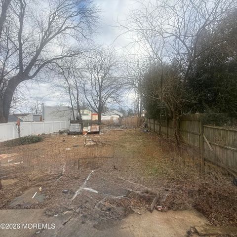 115 Clinton Place, Tinton Falls, NJ 07724