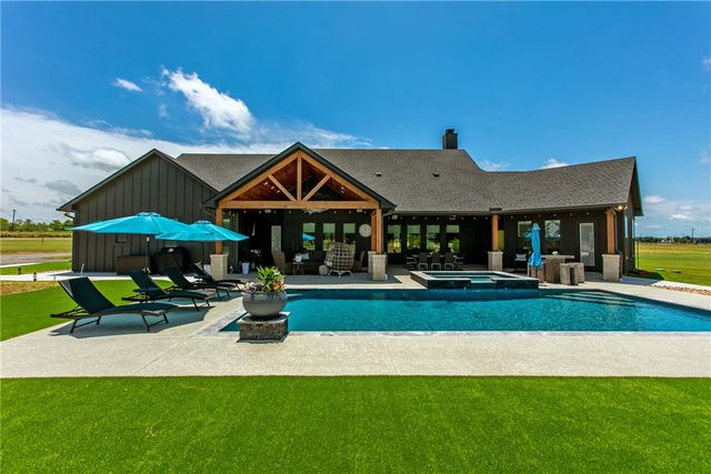 1981 County Road 202, Caldwell, TX 77836