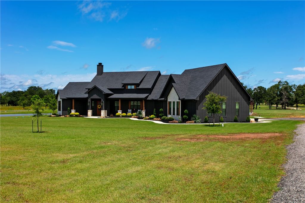 1981 County Road 202, Caldwell, TX 77836