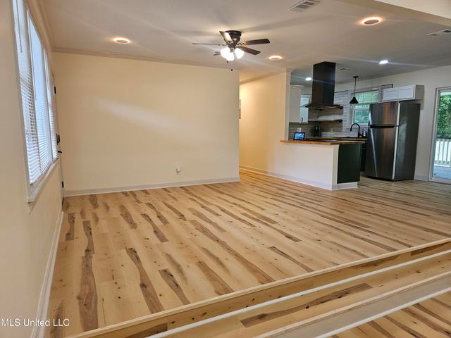 503 Brooklyn Drive, Natchez, MS 39120