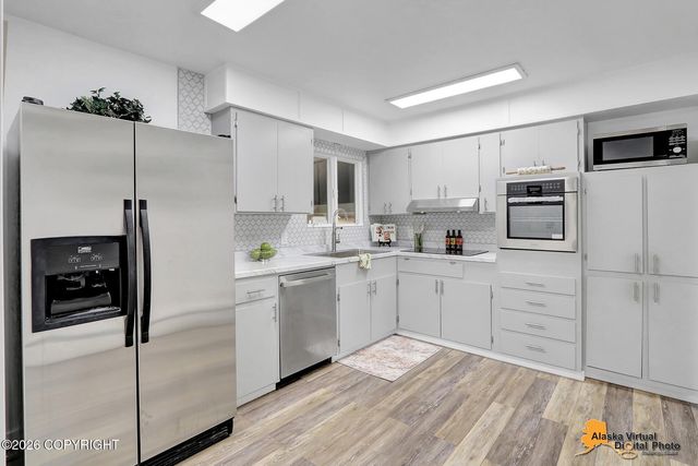 203 Stewart Street, Anchorage, AK 99508
