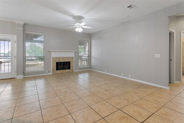 10513 Donnis Drive, Fort Worth, TX 76244