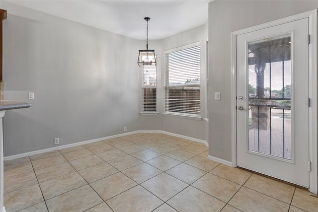 10513 Donnis Drive, Fort Worth, TX 76244