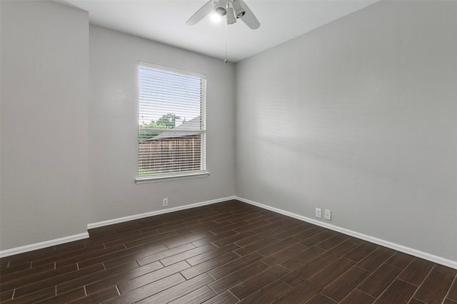 10513 Donnis Drive, Fort Worth, TX 76244