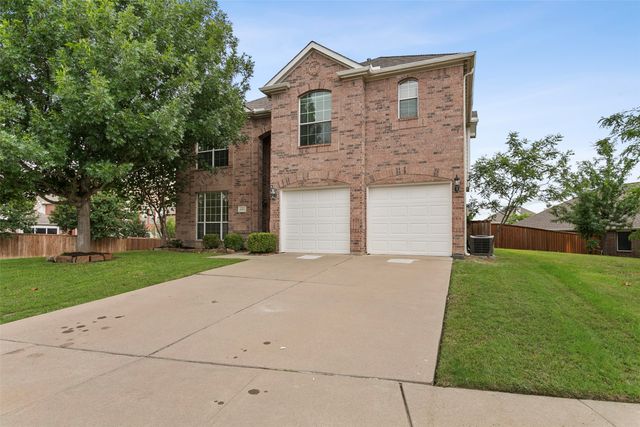 10513 Donnis Drive, Fort Worth, TX 76244