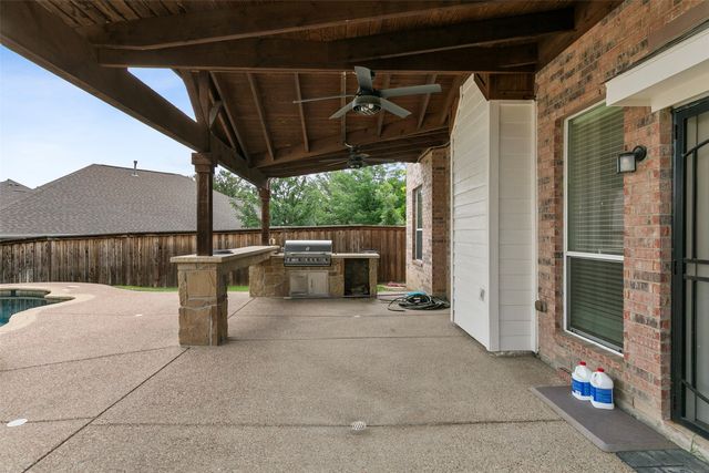 10513 Donnis Drive, Fort Worth, TX 76244