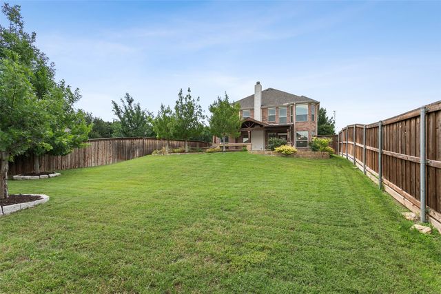10513 Donnis Drive, Fort Worth, TX 76244