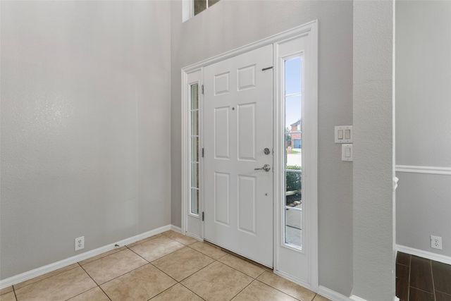 10513 Donnis Drive, Fort Worth, TX 76244