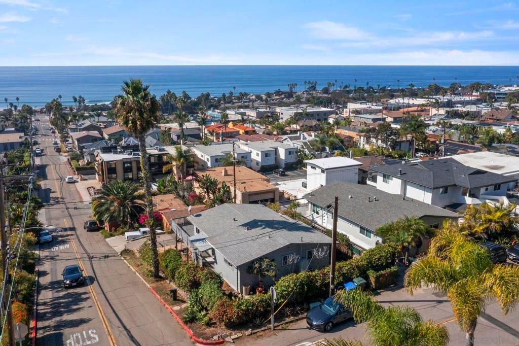 326 Chesterfield, Cardiff By The Sea, CA 92007