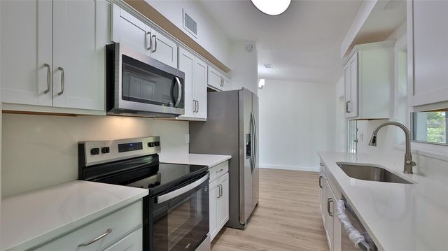 2212 WOODLAND DRIVE, Edgewater, FL 32141