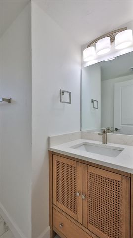 2212 WOODLAND DRIVE, Edgewater, FL 32141