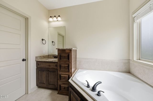3587 Hannah Creek Road, Benson, NC 27504