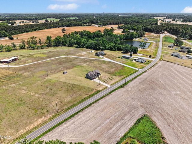 3587 Hannah Creek Road, Benson, NC 27504