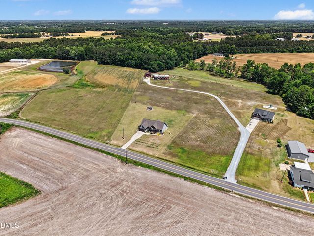 3587 Hannah Creek Road, Benson, NC 27504