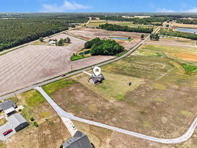 3587 Hannah Creek Road, Benson, NC 27504