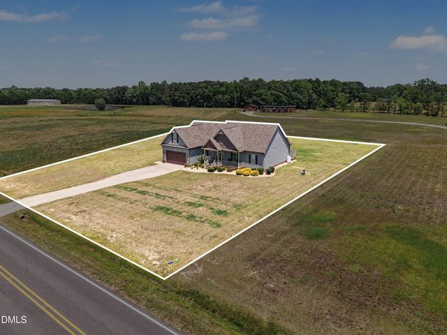 3587 Hannah Creek Road, Benson, NC 27504