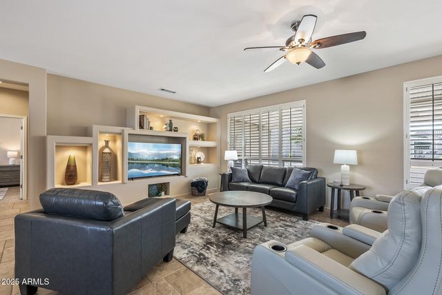 16385 W MONTEVERDE Lane, Surprise, AZ 85374