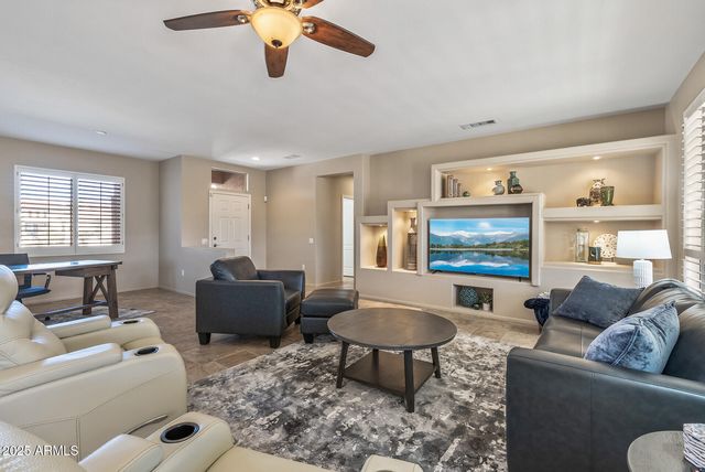 16385 W MONTEVERDE Lane, Surprise, AZ 85374