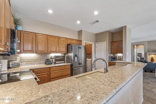 16385 W MONTEVERDE Lane, Surprise, AZ 85374