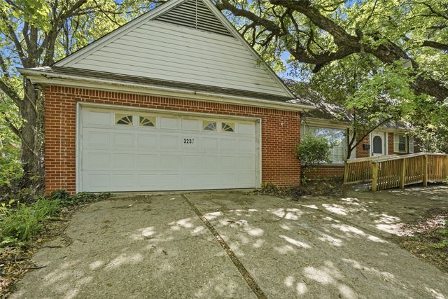 3237 Preston Hollow Road, Fort Worth, TX 76109