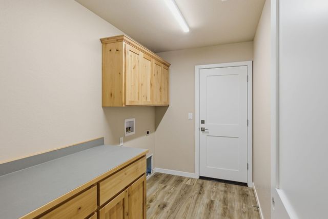 1037 SE Briannas Way, Grants Pass, OR 97527