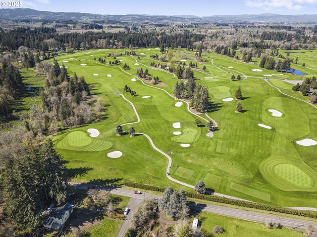 7729 Se Henley Ln, Hillsboro, OR 97123