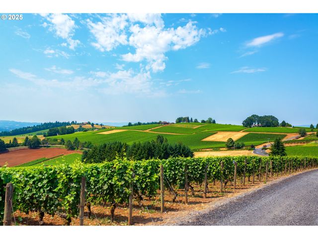 7729 Se Henley Ln, Hillsboro, OR 97123