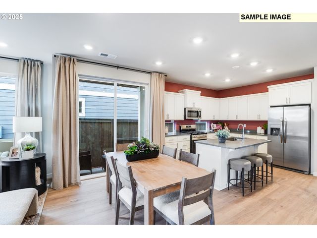 7729 Se Henley Ln, Hillsboro, OR 97123