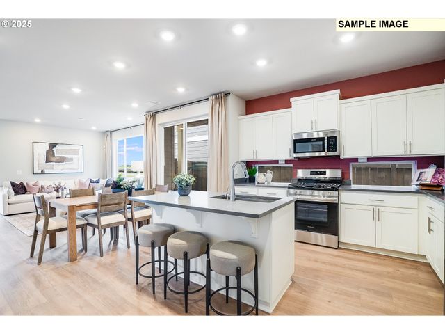 7729 Se Henley Ln, Hillsboro, OR 97123