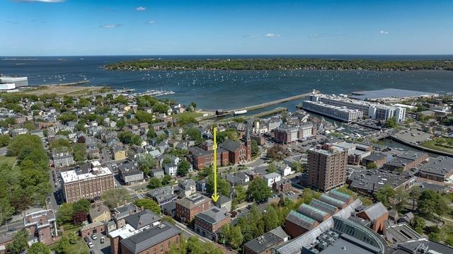 131 Essex Street 24, Salem, MA 01970