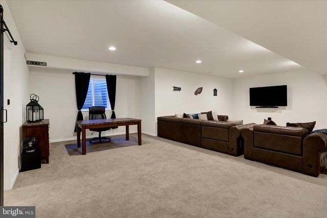 58 SILVER CIRCLE, Mechanicsburg, PA 17050