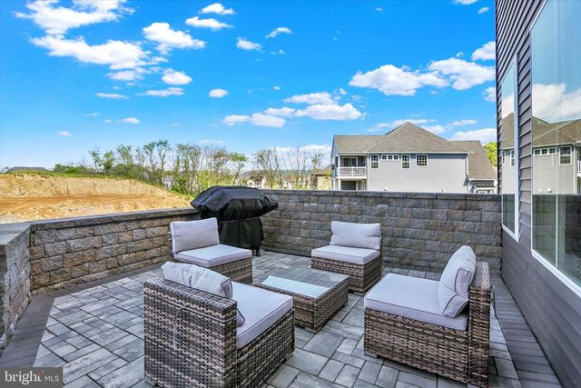 58 SILVER CIRCLE, Mechanicsburg, PA 17050