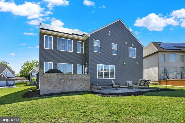 58 SILVER CIRCLE, Mechanicsburg, PA 17050