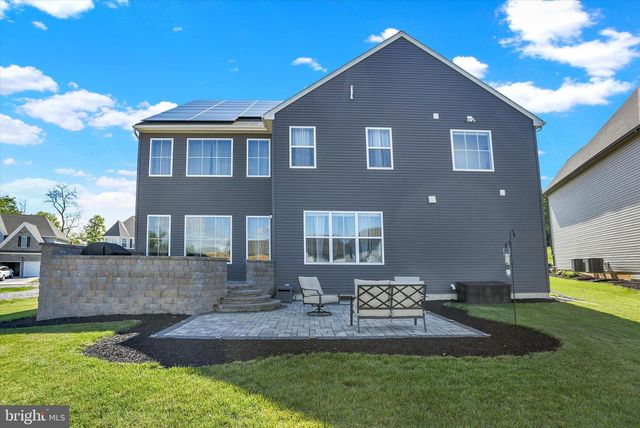 58 SILVER CIRCLE, Mechanicsburg, PA 17050