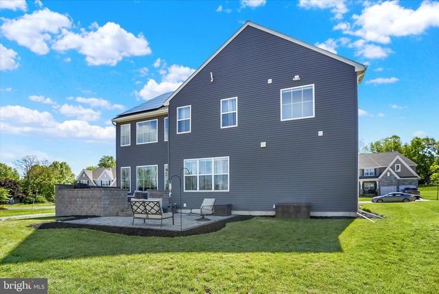 58 SILVER CIRCLE, Mechanicsburg, PA 17050
