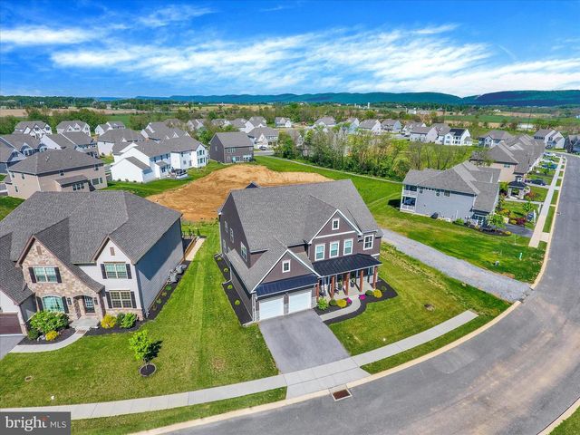 58 SILVER CIRCLE, Mechanicsburg, PA 17050