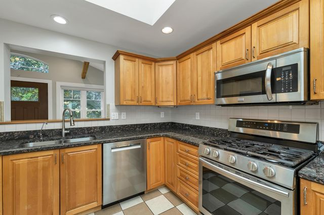105 Waukewan Street, Meredith, NH 03253