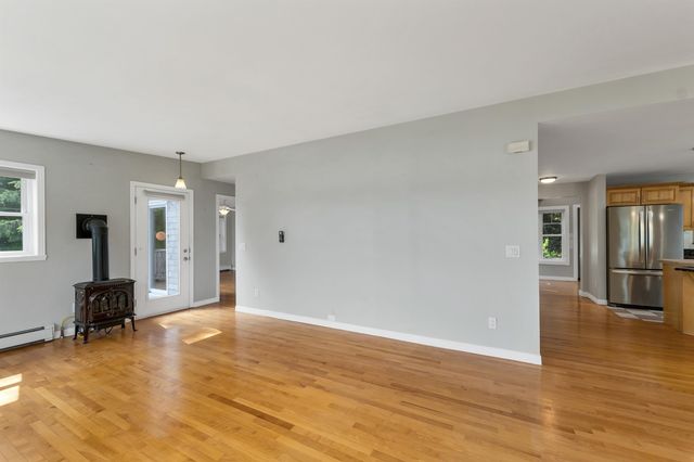105 Waukewan Street, Meredith, NH 03253
