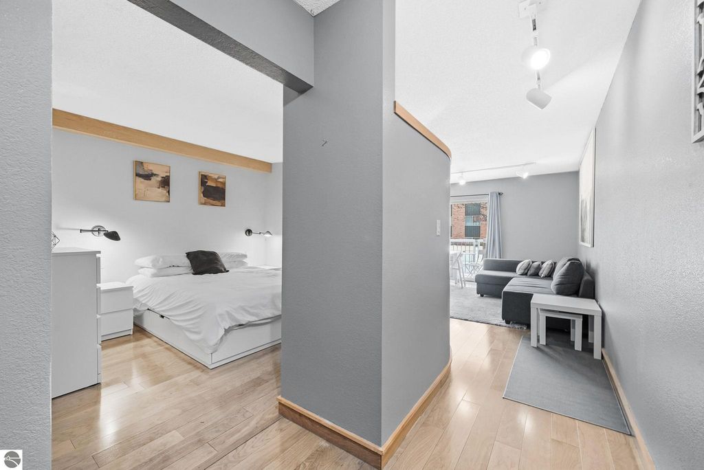 Image 10 of property listing at 124 Beech Street, Traverse City, MI 49684