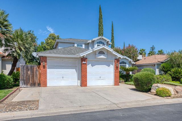 1276 E Bedford Avenue, Fresno, CA 93720