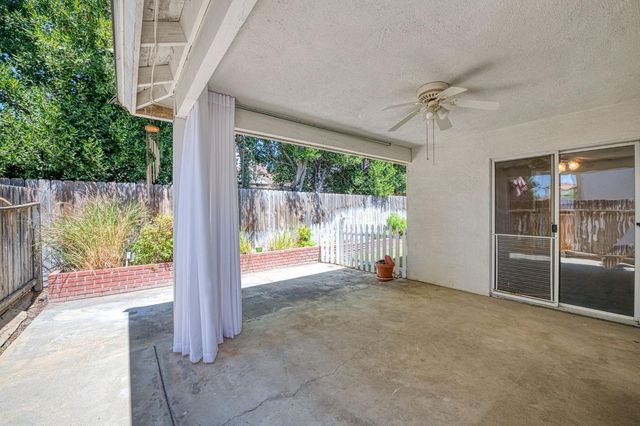 1276 E Bedford Avenue, Fresno, CA 93720