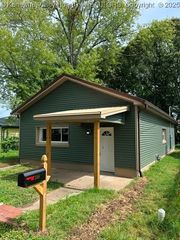 308 27th Street, Dunbar, WV 25064