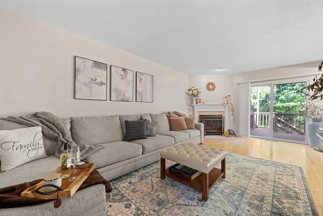 124 Ashley Lane 12-4, Middleboro, MA 02346